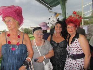 Wohlbehütete Teranerinnen, Foto: privat