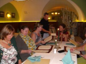 Abends im Restaurant Abends im Restaurant