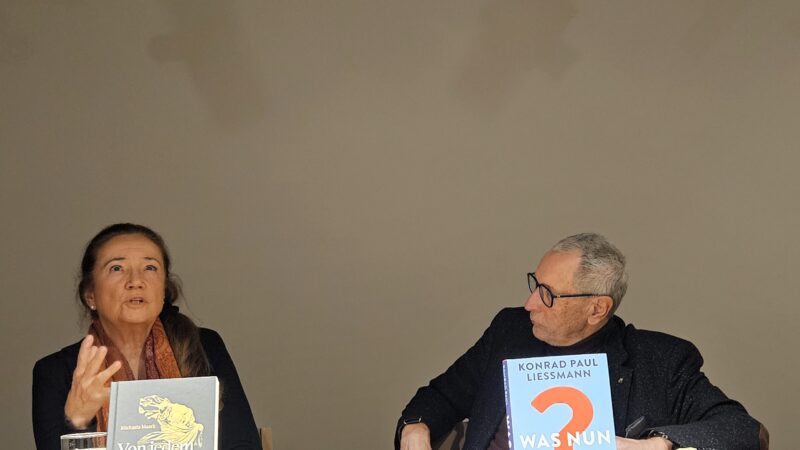 4. Dezember 2025 Tera-Vienna bei einem philosophischen Abend im Jesuitenkeller